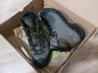 Botas de montaña Boreal Marrón/Negro