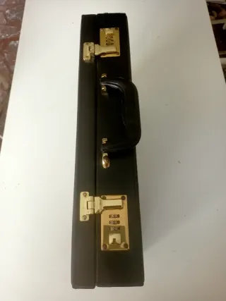 Maletín de documentación negro