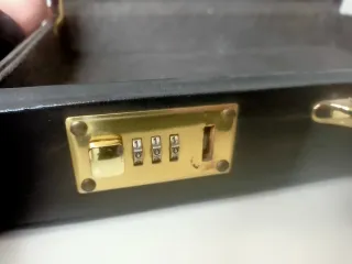 Maletín de documentación negro