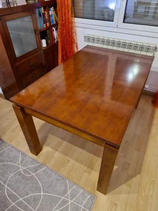 Mesa de comedor madera cerezo