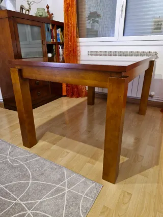 Mesa de comedor madera cerezo
