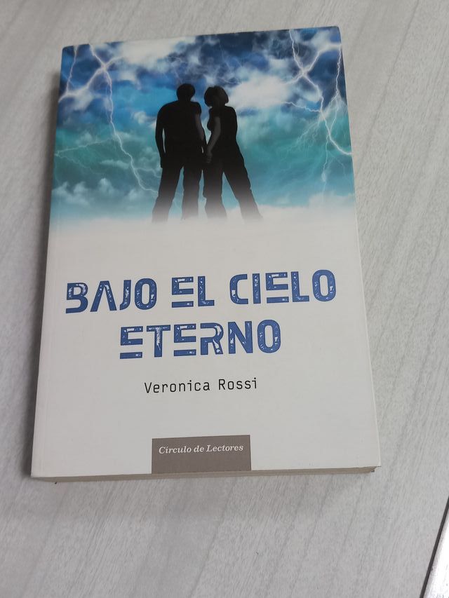2 l. C ficción. BAJO EL CIELO ETERNO; ENCLAVE