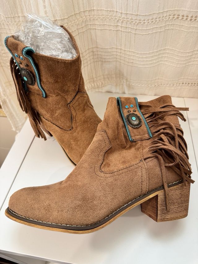 Stivaletti Boho Taglia 40 con Turchesi e Frange