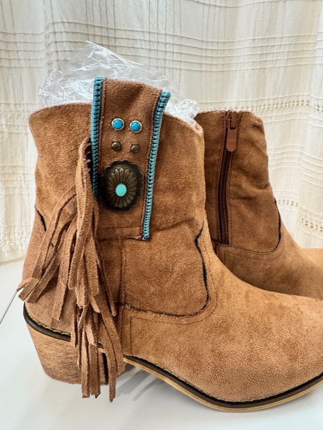 Stivaletti Boho Taglia 40 con Turchesi e Frange