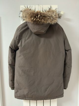 Parka de plumas verde oliva