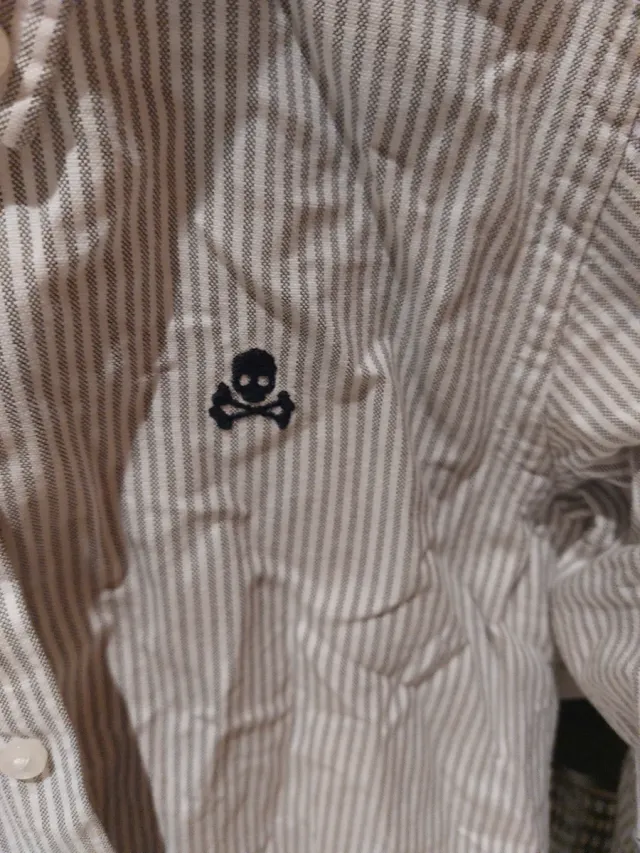 Camisa niño Scalpers rayas calavera Talla 8