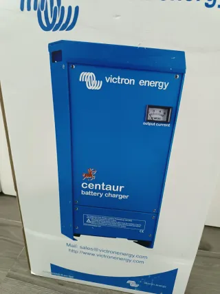 Cargador Victron Centaur 24V-60A