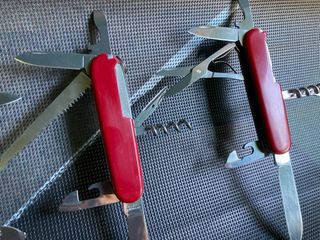 3 Canivetes Victorinox Climber, Camper, Spartan