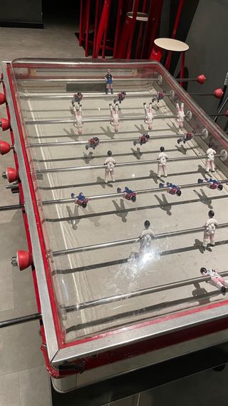 Futbolín Profesional Bar con Monedero