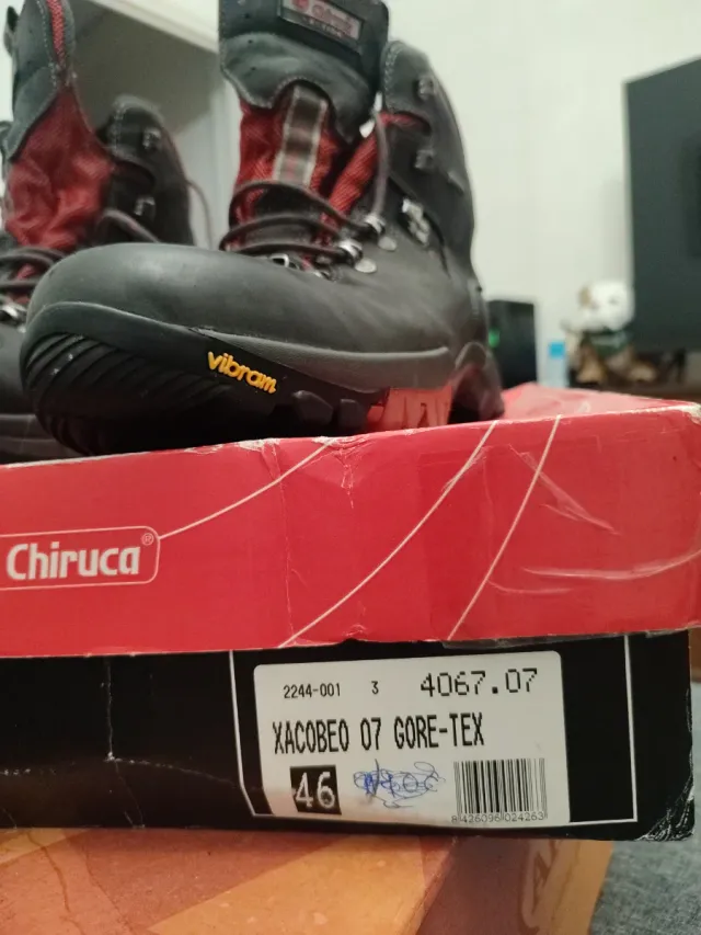 Botas Chiruca Goretex y suela Vibram Talla 46