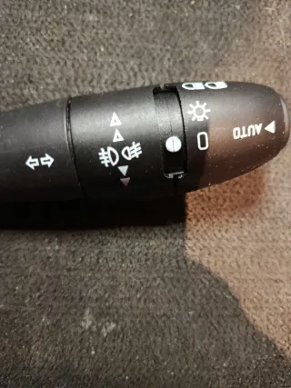 Palanca de intermitentes y luces