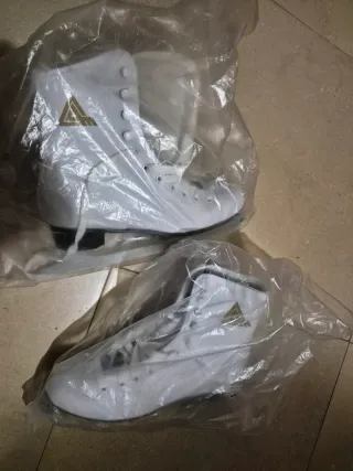 Patines de hielo mujer talla 38 American Athletic.