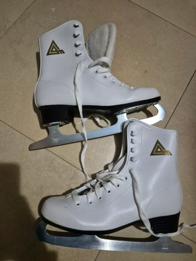 Patines de hielo mujer talla 38 American Athletic.