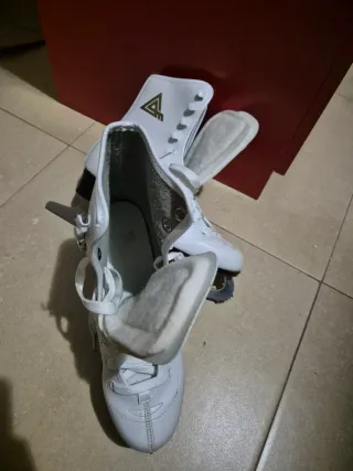 Patines de hielo mujer talla 38 American Athletic.