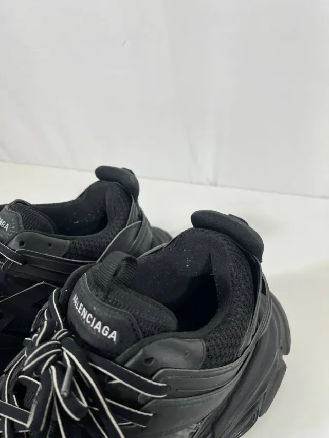 Balenciaga Track Sneakers Negras