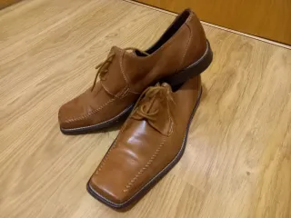 Zapatos de vestir marrones