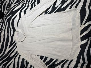 Camisa de rayas blanca