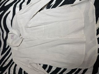 Camisa de rayas blanca