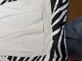 Camisa de rayas blanca