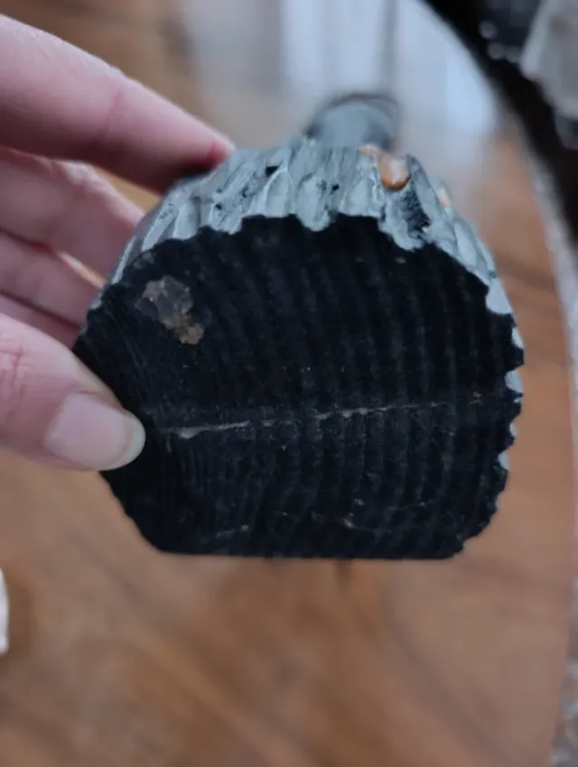 Virgen de madera con rosario años 60