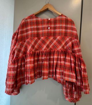 Blusa cuadros escoceses talla única.