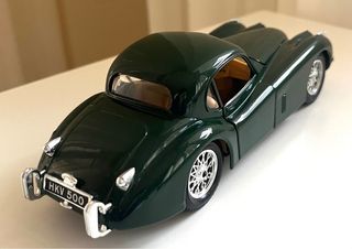 Jaguar XK120 Burago 1/24