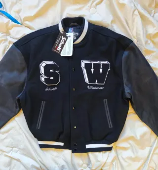 Varsity Beisbolera Schott Talla L