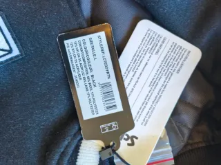 Varsity Beisbolera Schott Talla L