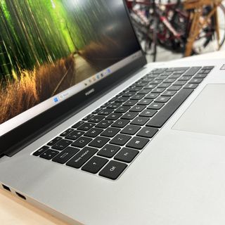 PORTATIL HUAWEI MATEBOOK D15 I5-1135G7 8GB RAM 512GB SSD CON CARGADOR