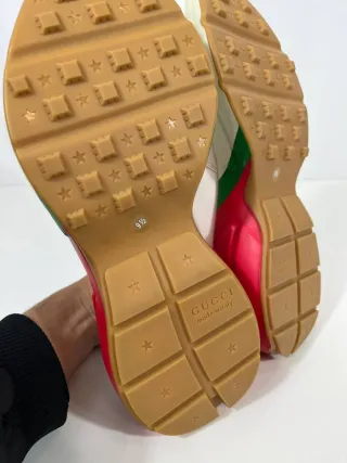 Zapatillas Gucci Rhyton Blancas y Rojas