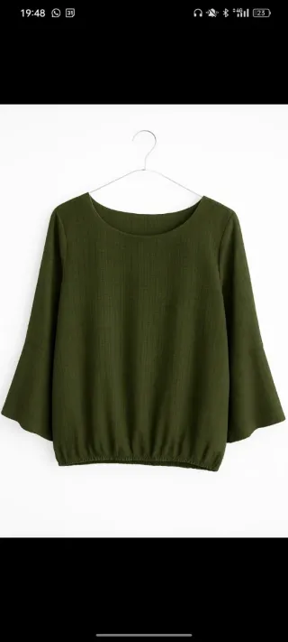 Lote 2 blusas verde y blanca