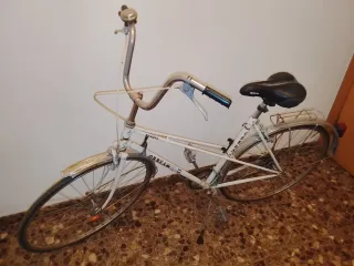Bicicleta Orbea Clásica Vintage Blanca