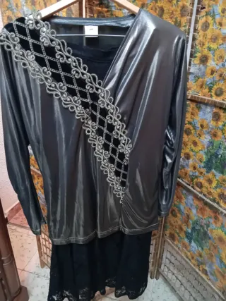 Blusón fiesta oro viejo metalizado y negro