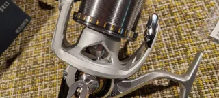 Mulinello Daiwa Tournament Surf Z45 + Bobina QD