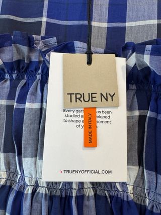 Blusa de cuadros azul y blanco