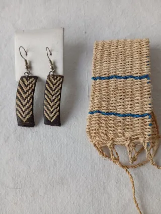 Conjunto artesanal: pendientes y pulsera