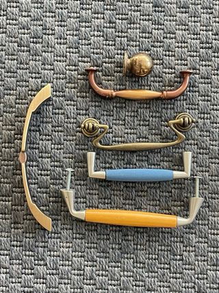 Lote tiradores muebles varios