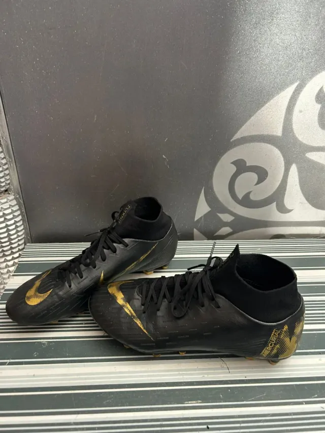 Botas de fútbol Nike Mercurial Superfly, talla 40