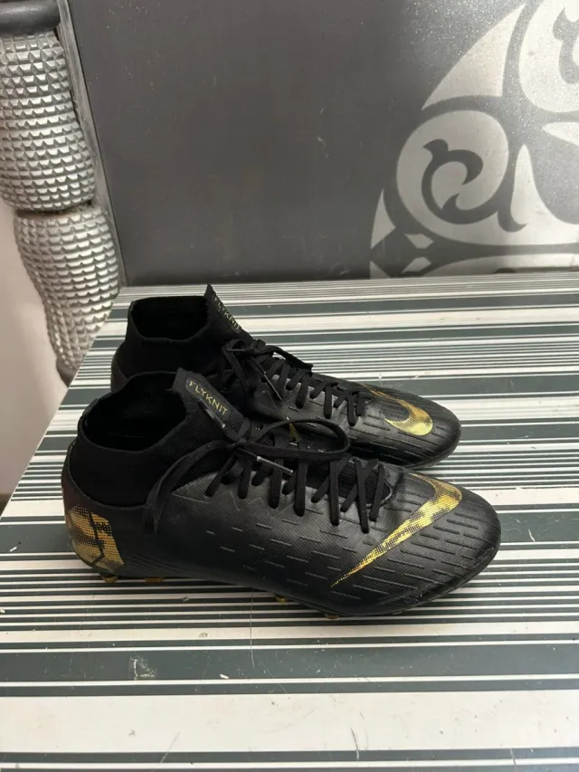 Botas de fútbol Nike Mercurial Superfly, talla 40