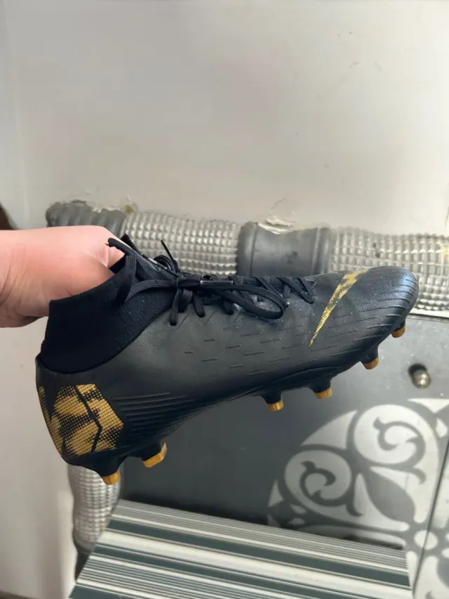 Botas de fútbol Nike Mercurial Superfly, talla 40