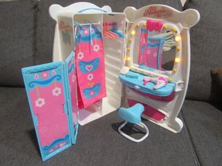 OCASION Lote nº1: Nancy+Vestidos+Armario+Acces.