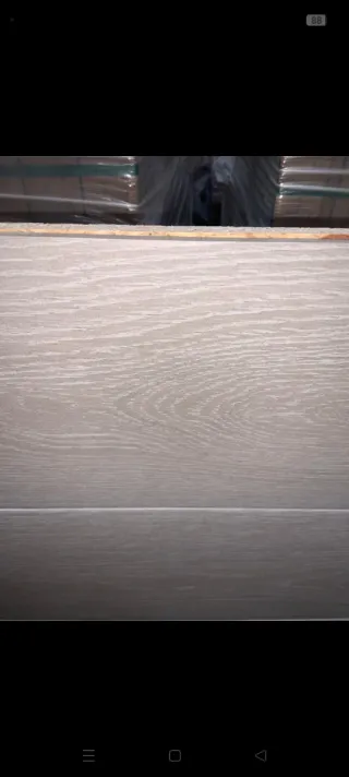 Suelo porcelánico 54m² sin estrenar