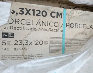 Suelo porcelánico 54m² sin estrenar