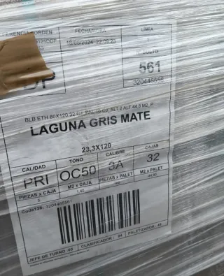 Suelo porcelánico 54m² sin estrenar