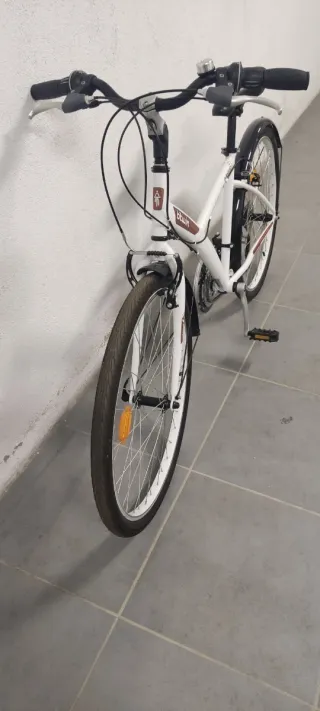 Bicicleta Decathlon Talla M Blanca