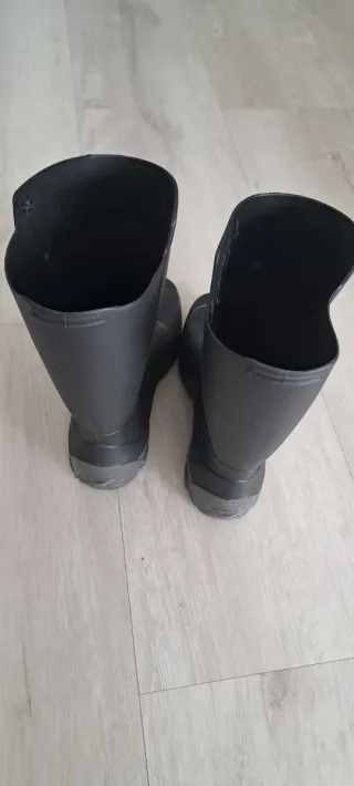 Botas de agua Decathlon negras