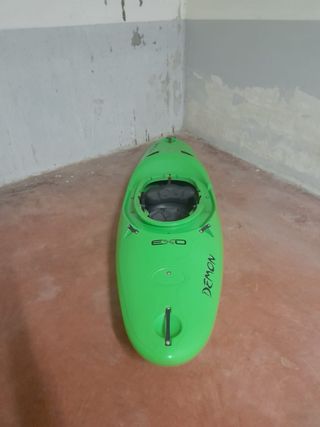 Piragua Kayak EXO Demon