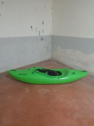 Piragua Kayak EXO Demon