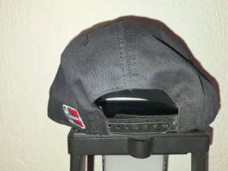 Gorra San Antonio Spurs New Era Negra y Rosa