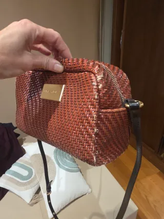 Bolso Bimba y Lola tejido marrón castaña